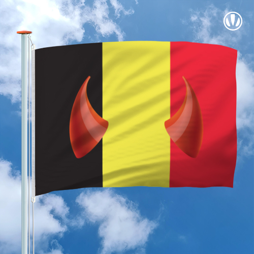 België versiering en Rode Duivel vlag