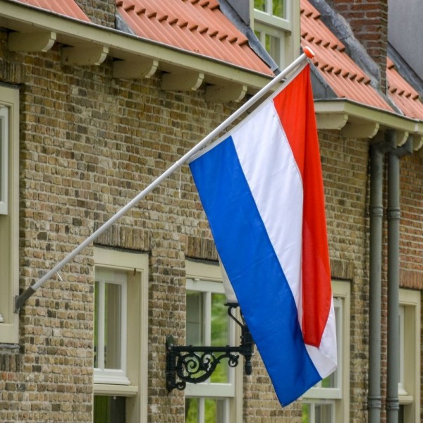 Pakket Nederlandse vlag met stok