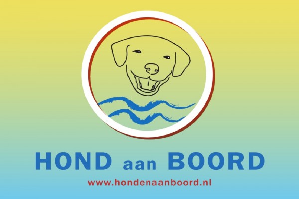 Hond aan Boord vlag 30x45cm www.hondenaanboord.nl vlaggetje